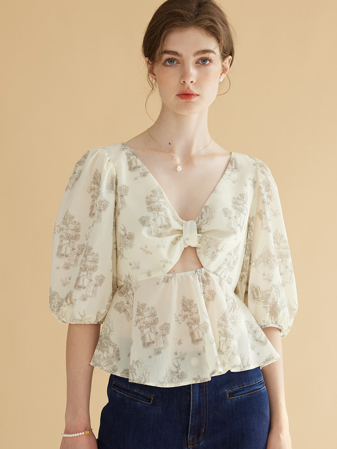 【Final Sale】Malayah Rose Print Knotted Cutout Top