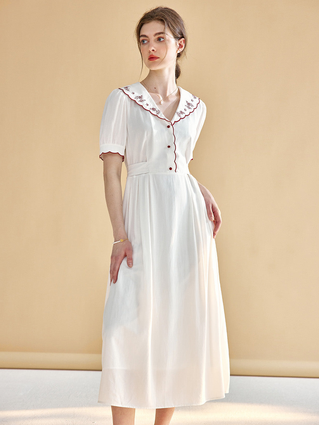 【Final Sale】Yareli Sweet Contrast Embroidered V-Neck Dress