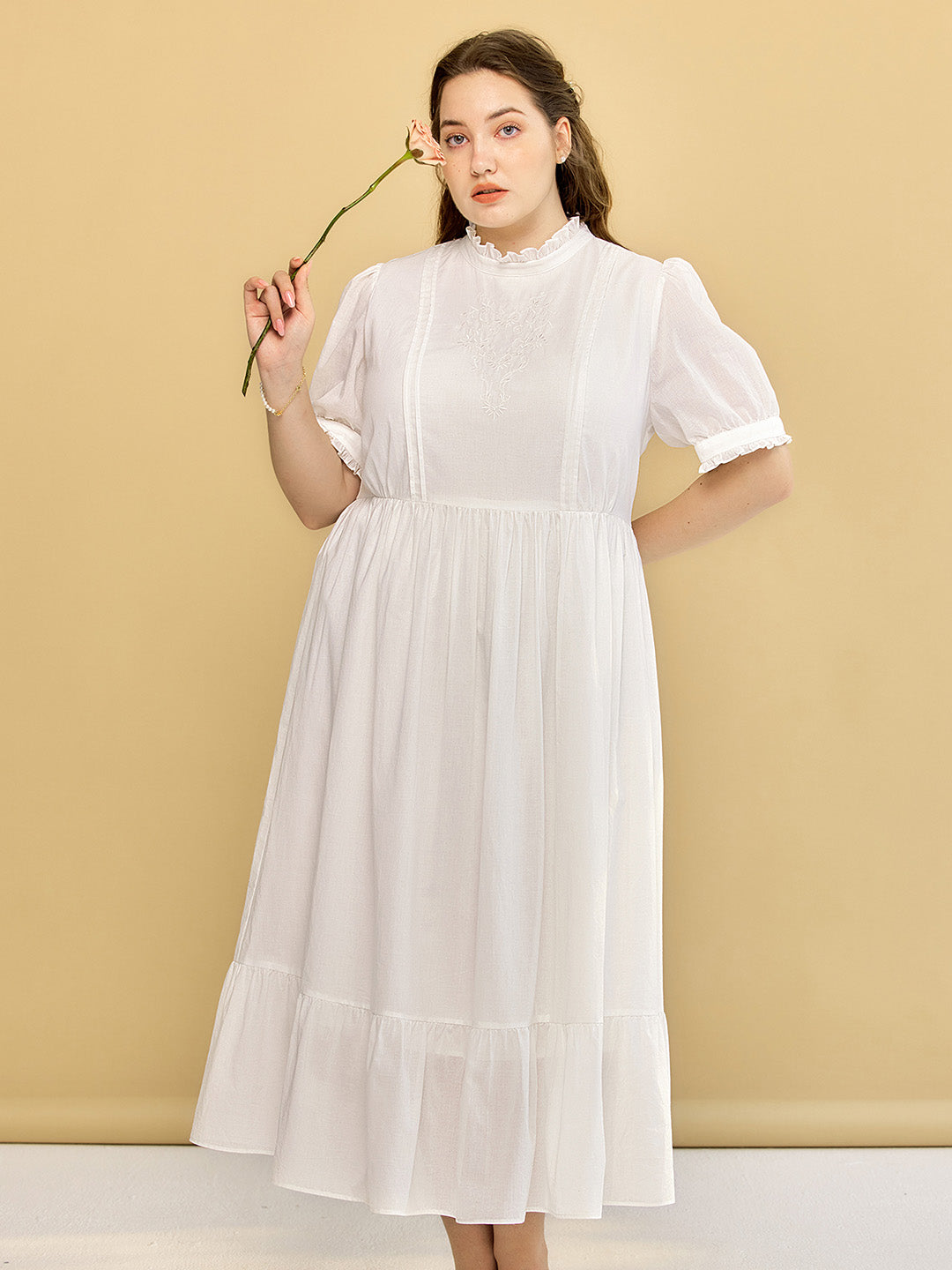 【Final Sale】Plus Size Afra White Stand-up Collar Bubble Sleeve Dress