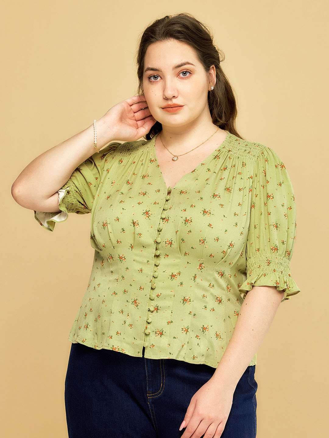 【Final Sale】Plus Size Rosalina V-Neck Puff Sleeve Shirt