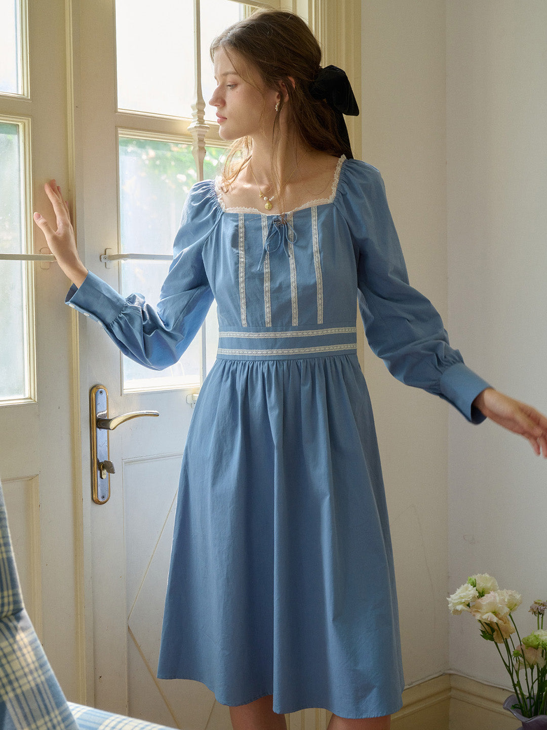 【Final Sale】Jazmine Square Collar Trimmed Lace-up Bow Long Sleeve Cotton Dress