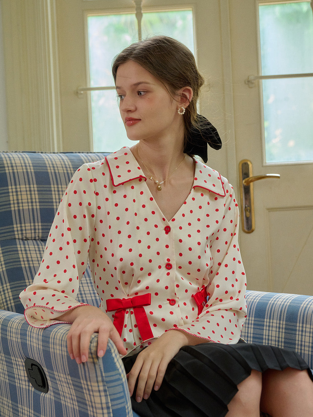 【Final Sale】Emiliana V-Neck Polka Dots Bow Contrasting Blouse