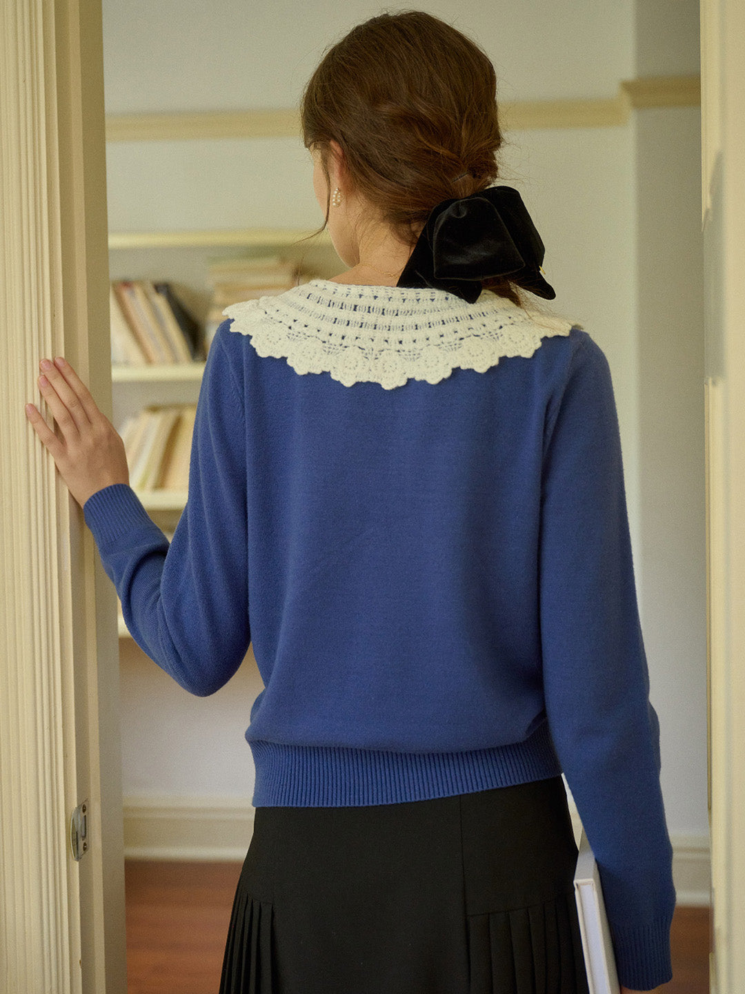 【Final Sale】Winnie Round Neck Blue Sweater