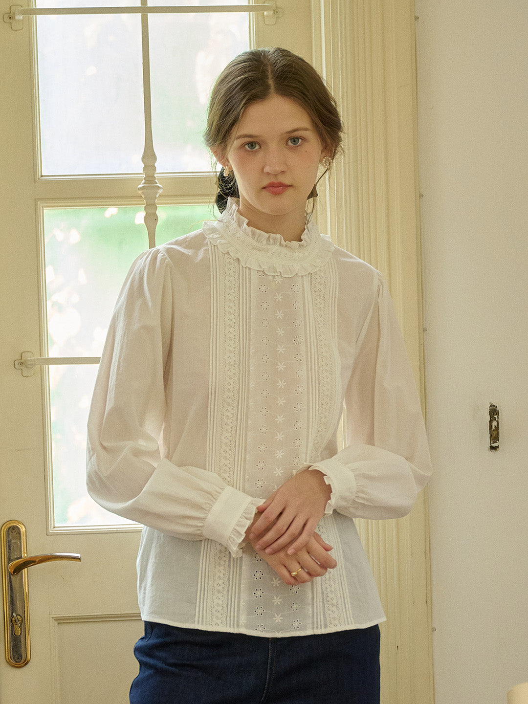 【Final Sale】Kiana Vintage Trim Mock Neck Lace Panel Floral Embroidered Cotton Eedwardian Style Blouse