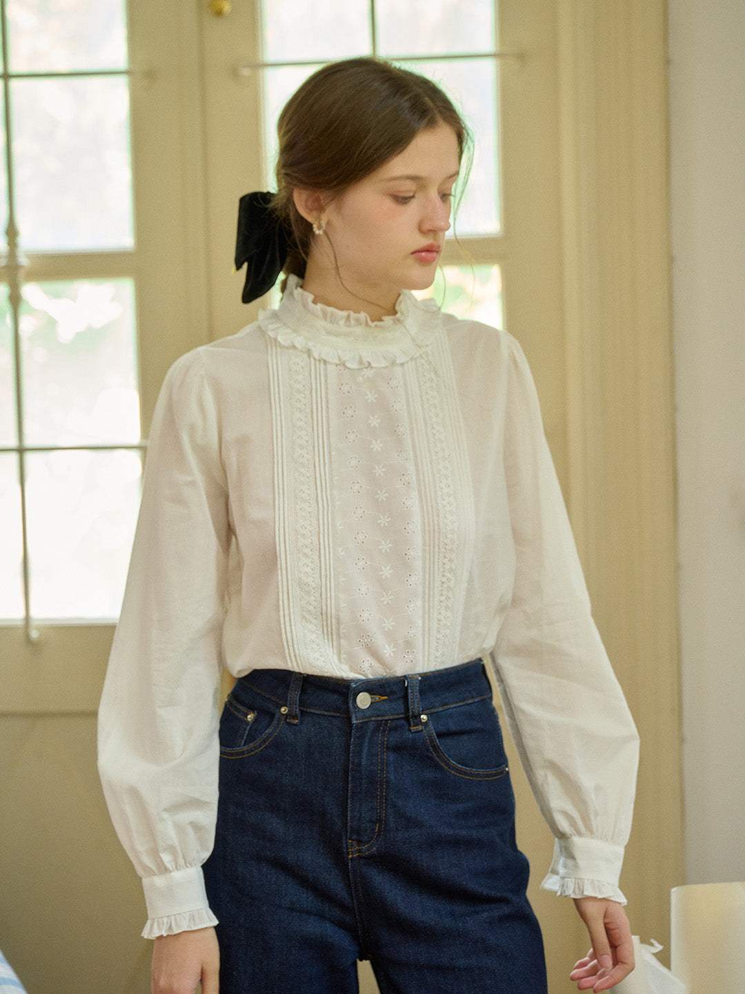 【Final Sale】Kiana Vintage Trim Mock Neck Lace Panel Floral Embroidered Cotton Eedwardian Style Blouse