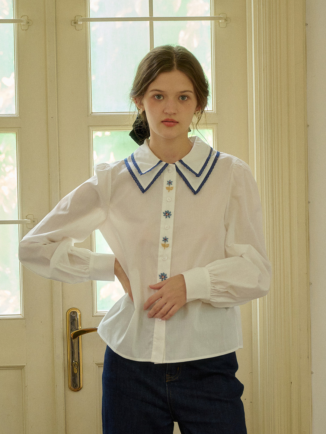 【Final Sale】Sarah Embroidery Contrast Collar Casual Shirts