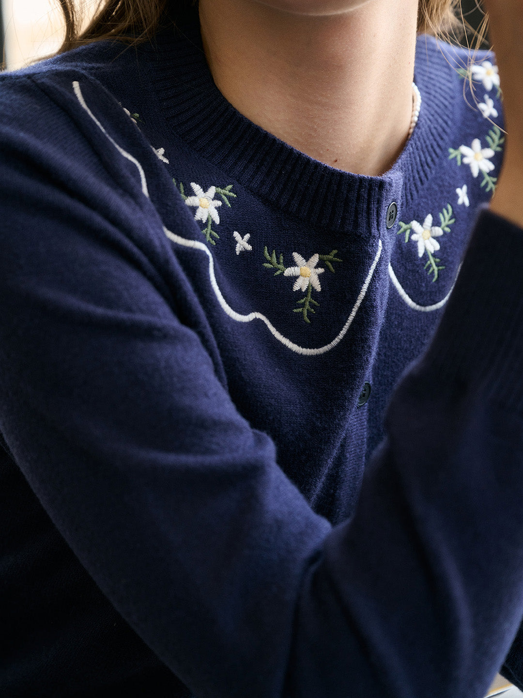 【Final Sale】Tamsin Round Neck Embroidery Cardigan