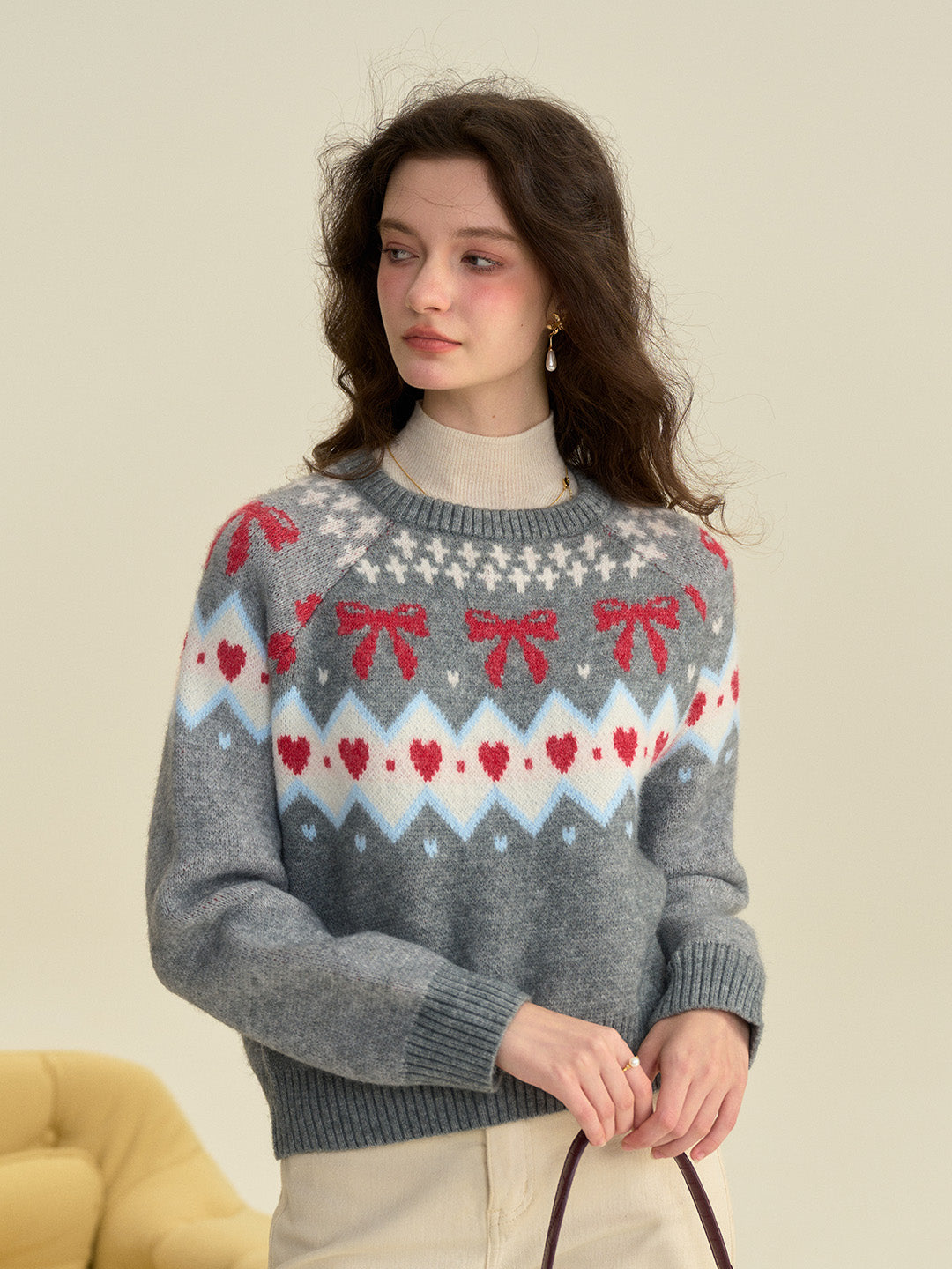 Elina Round Neck Ribbed Embroidered Bow Heartcore Sweater