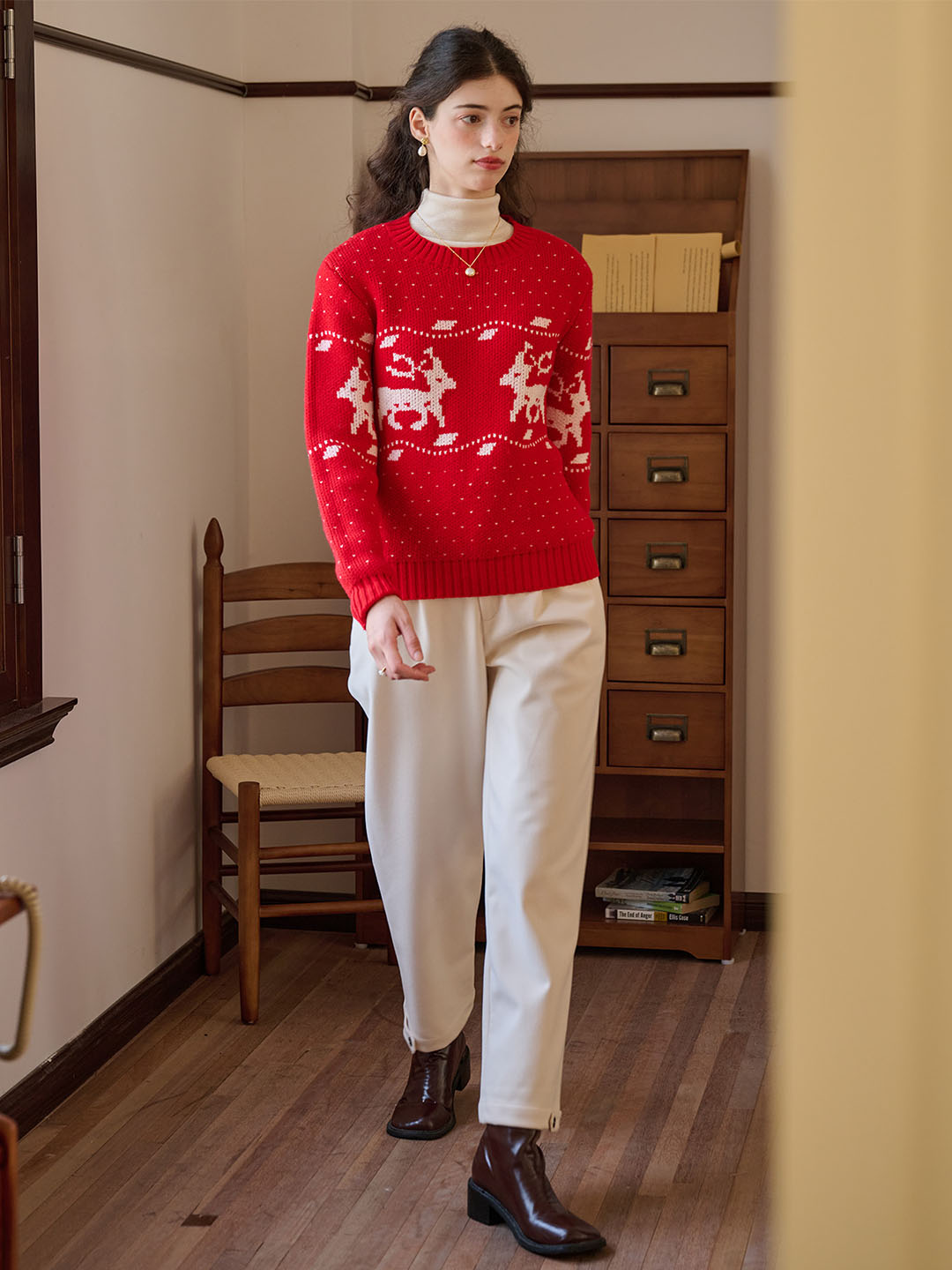 Isabelle Ribbed Crew Neck Elk Sweater