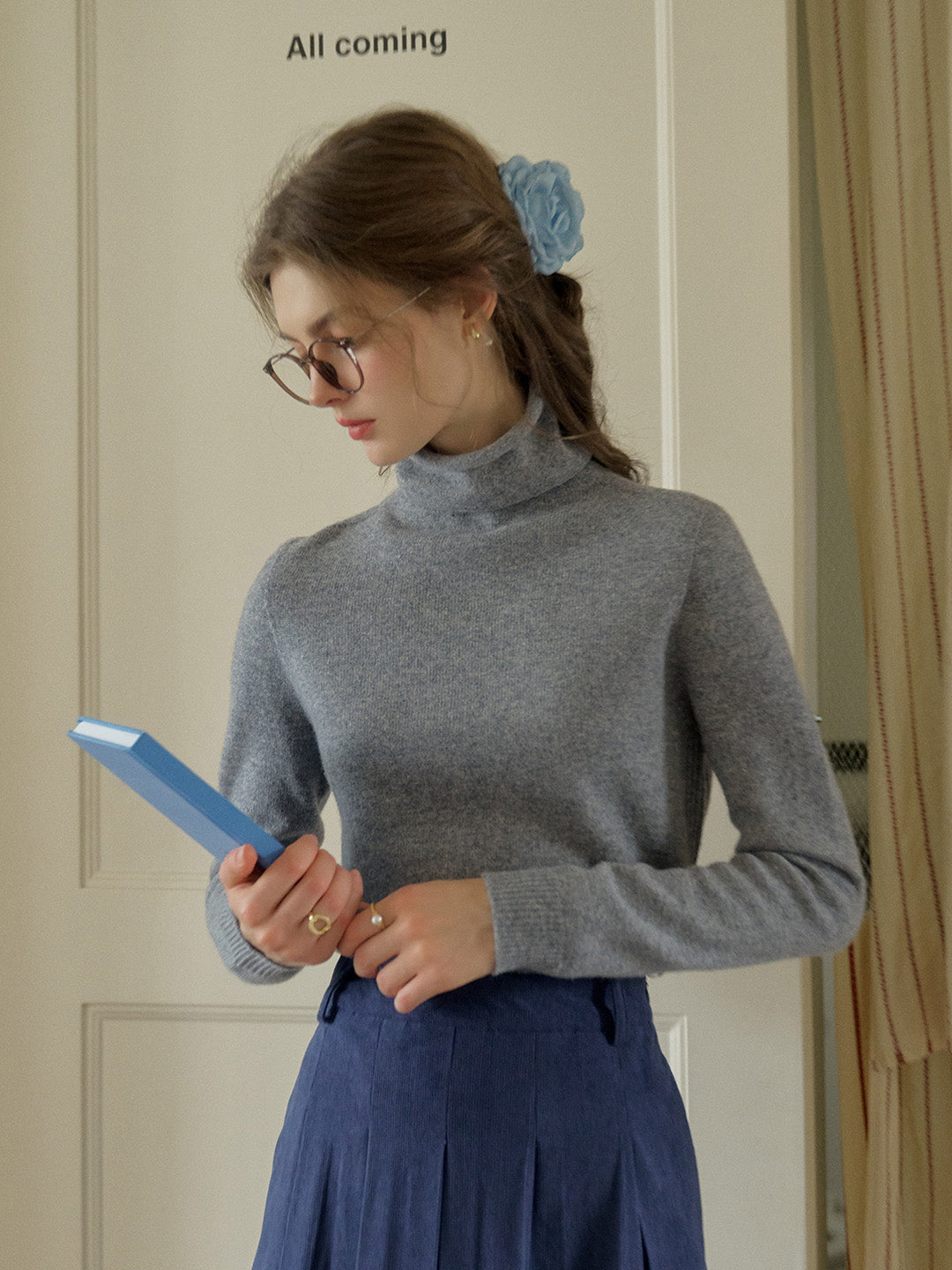 Solana Basic Versatile Turtleneck 100% Wool Sweater - Blue