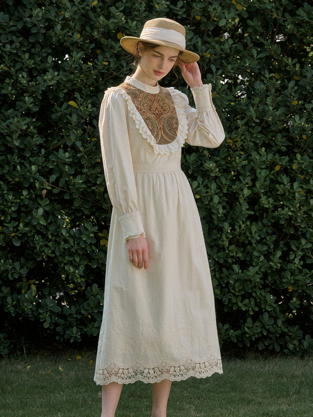 【Final Sale】Tinsley Vintage Mock Neck Contrast Lace Panel Dress