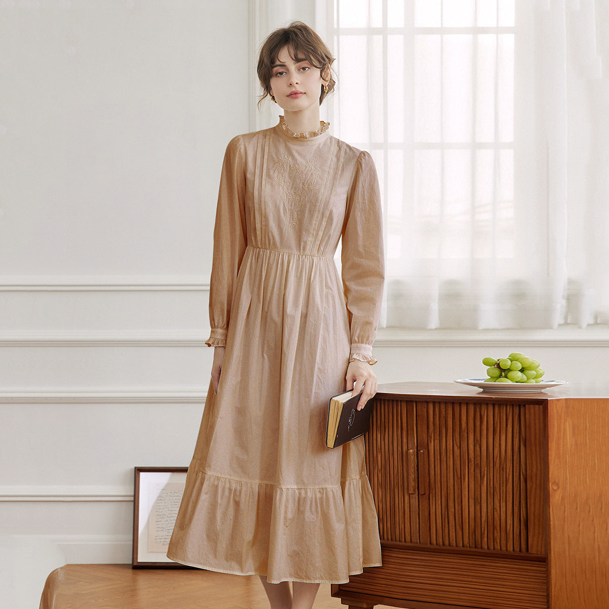Aurelia Retro Long-sleeve Khaki Dress – Simple Retro
