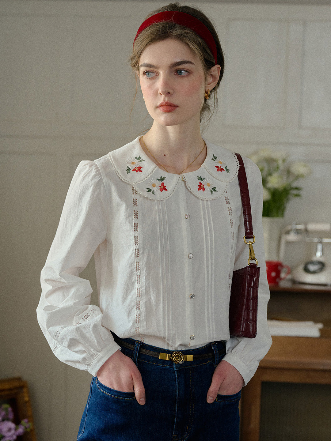 【Final Sale】Gracelyn Peter Pan Collar Embroidery Blouse - Apricot