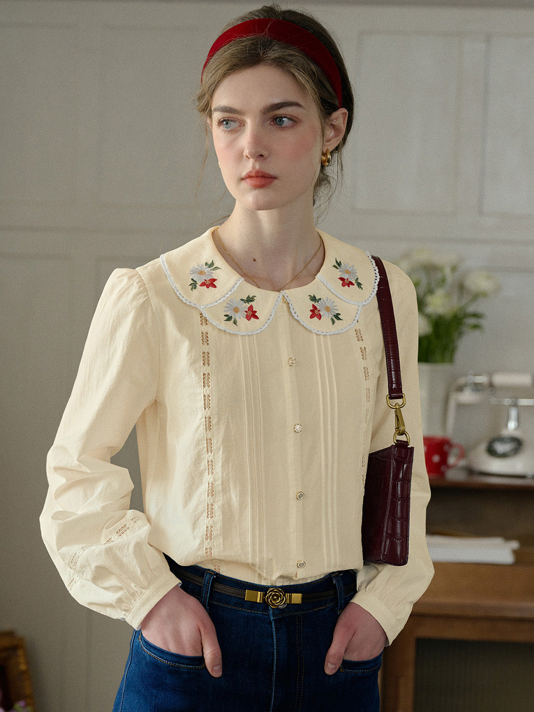 【Final Sale】Gracelyn Peter Pan Collar Embroidery Blouse - Gray