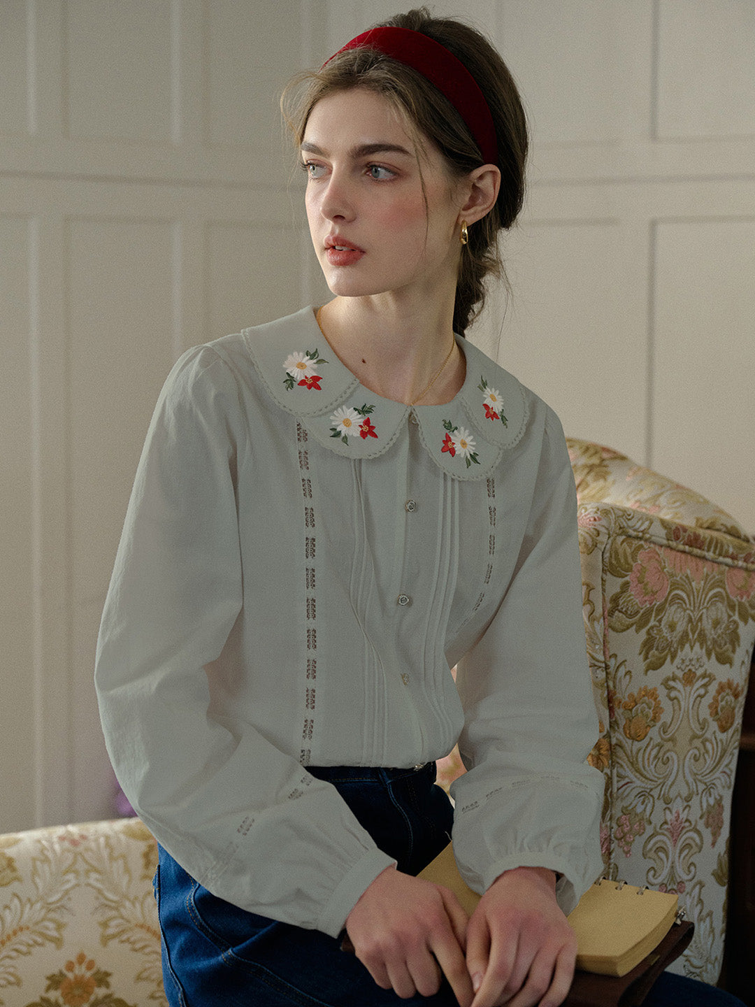 【Final Sale】Gracelyn Peter Pan Collar Embroidery Blouse - Gray