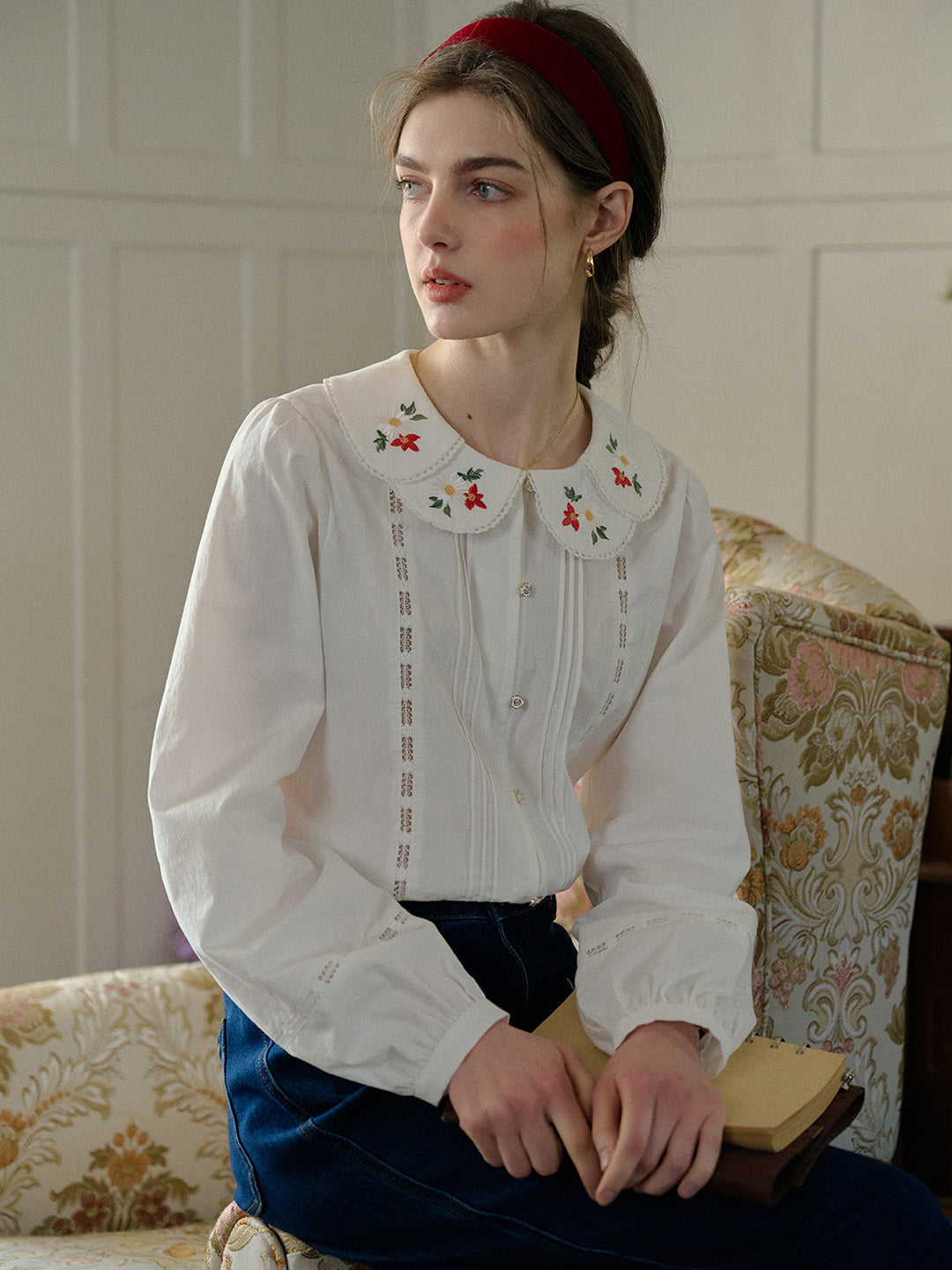 【Final Sale】Gracelyn Peter Pan Collar Embroidery Blouse - Apricot