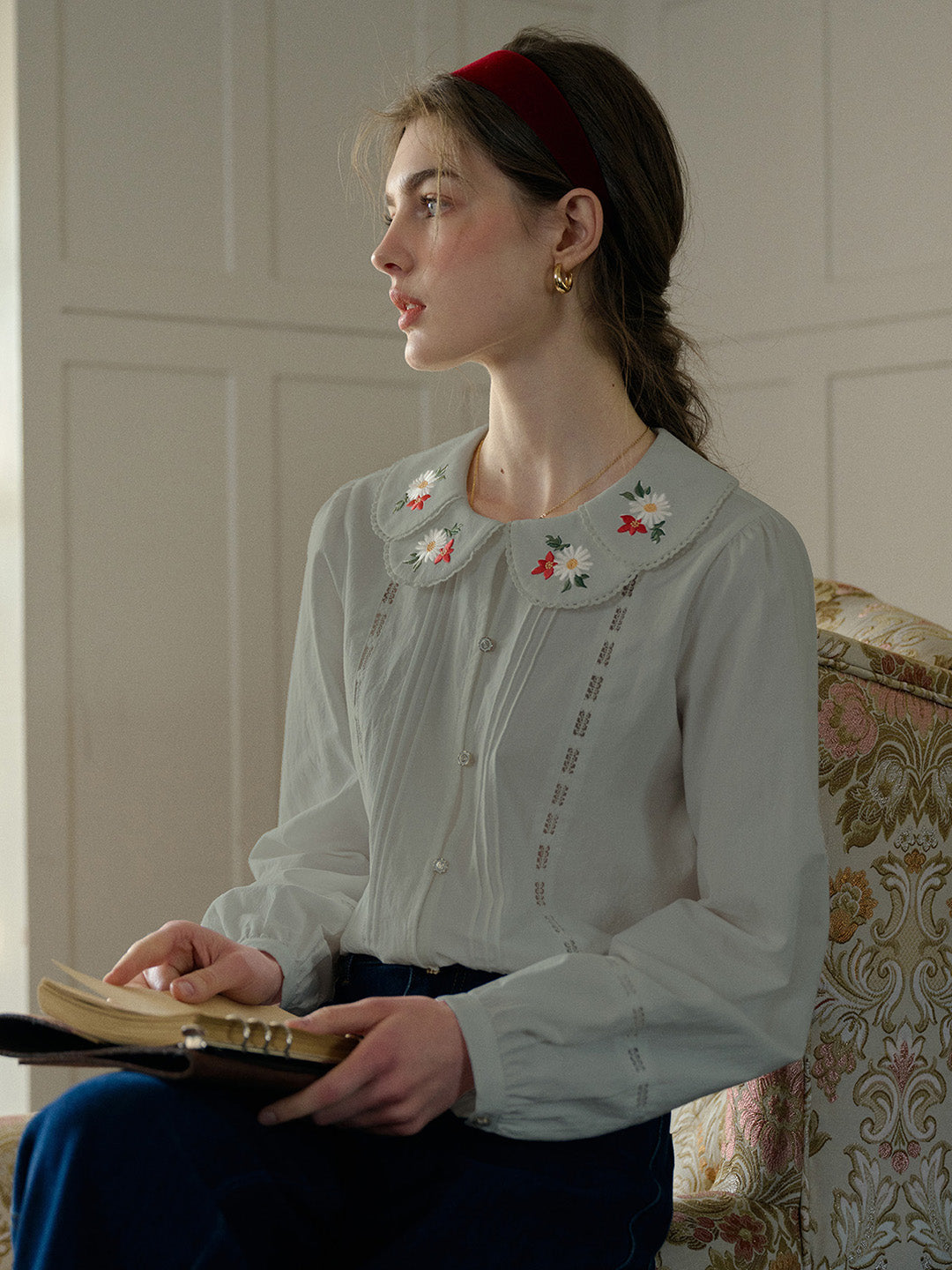 【Final Sale】Gracelyn Peter Pan Collar Embroidery Blouse - Gray