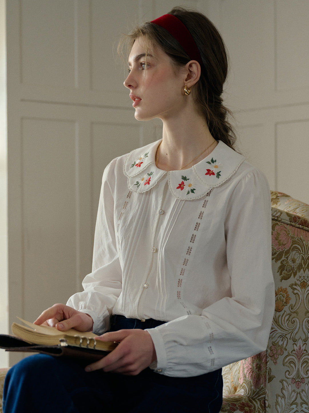 【Final Sale】Gracelyn Peter Pan Collar Embroidery Blouse - Apricot