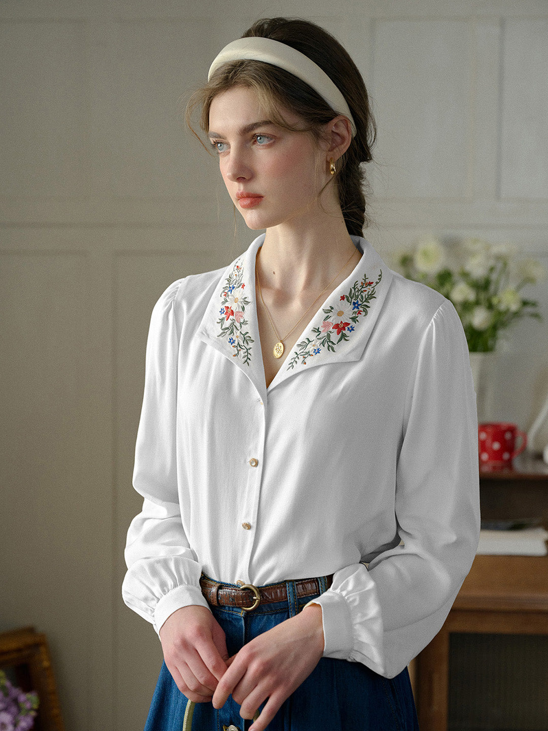 【Final Sale】Anne Embroidered Contrast Color Casual Daily Fashionable Elegant Charming Blouse