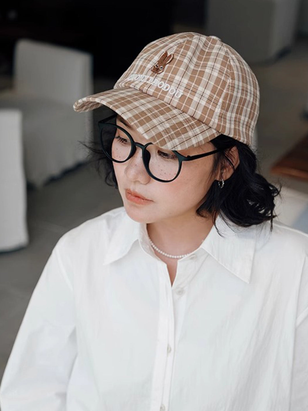 Chowxiaodou Embroidered Plaid Cap