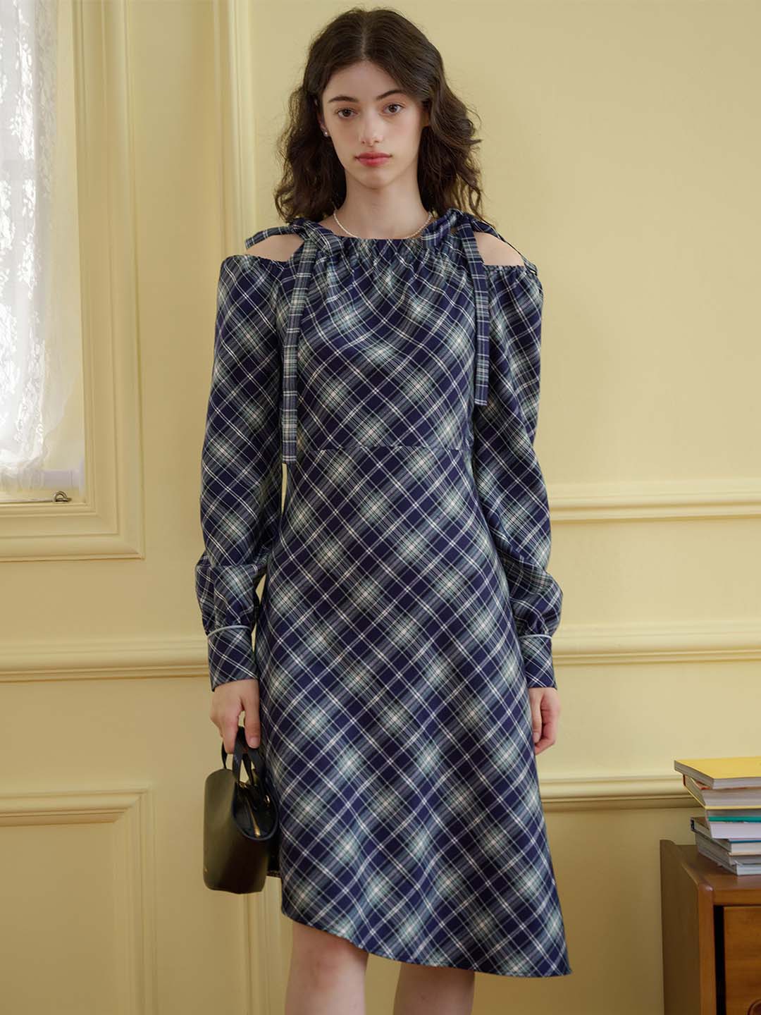 【Final Sale】Emery Plaid Print Cold Shoulder Knot Detail Dress