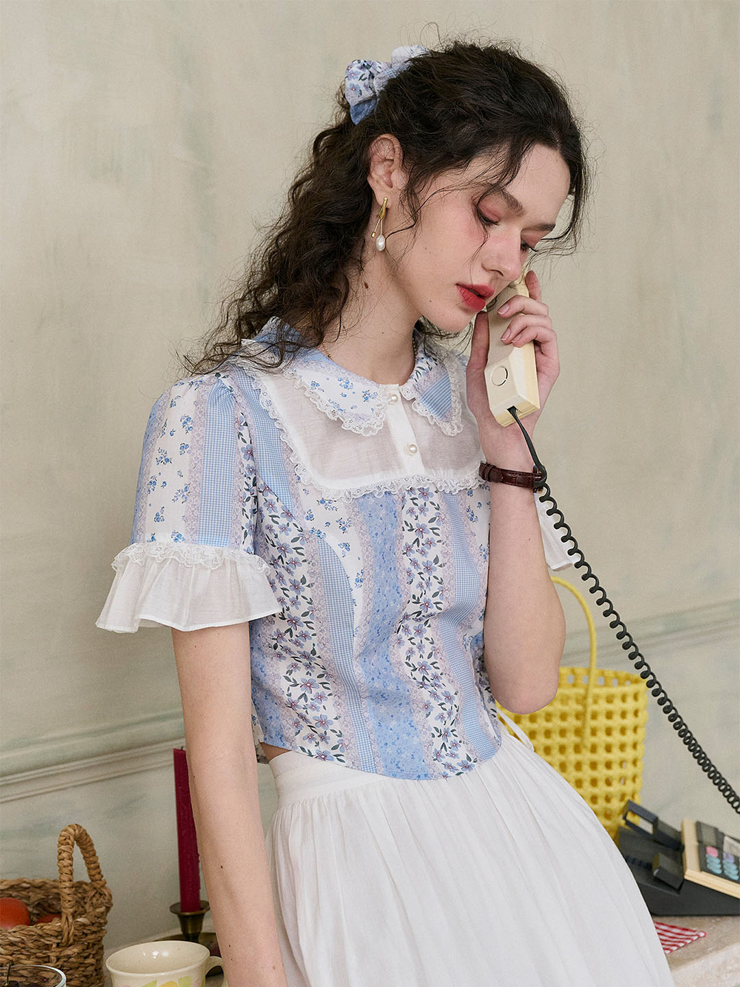 【Final Sale】Maliyah Dolly Collar Lace Floral Contrast Ruffle Sleeve Patchwork Top