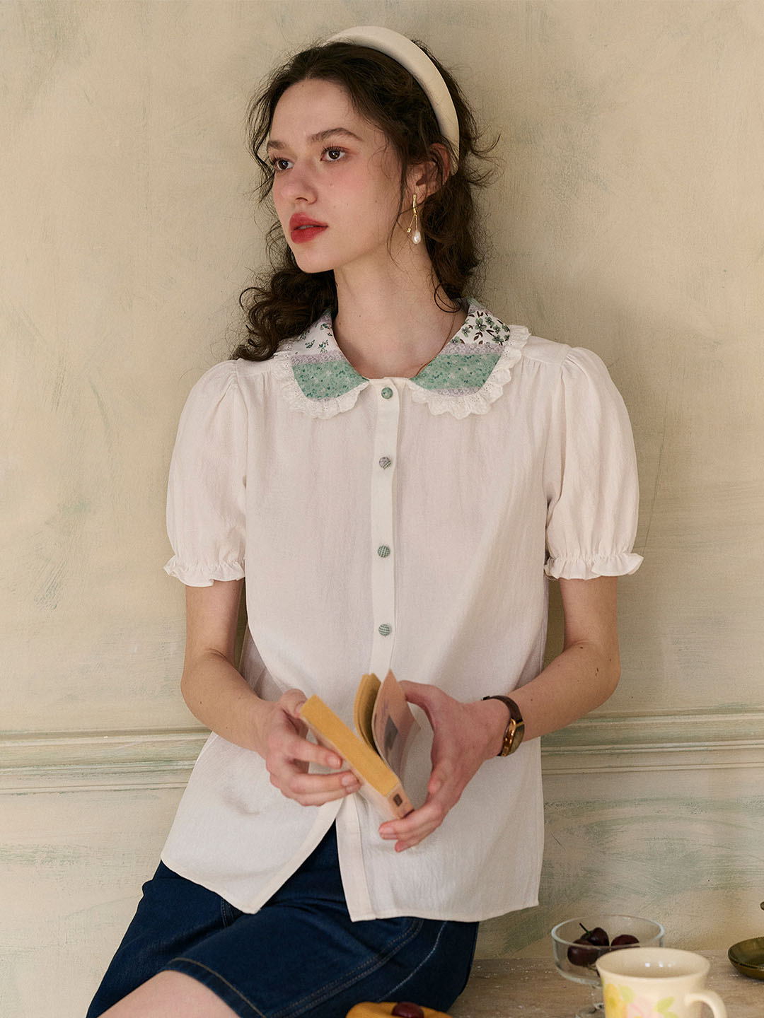 【Final Sale】Alondra Lace Floral Contrast Doll Collar Puff Sleeve Cotton Blouse