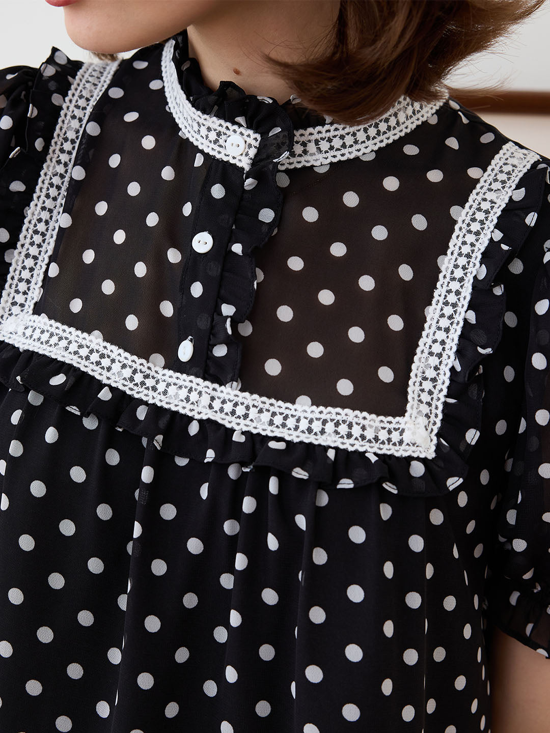 【Final Sale】Natasha Polka Dot Print Mock Neck Puff Sleeve Chiffon Blouse