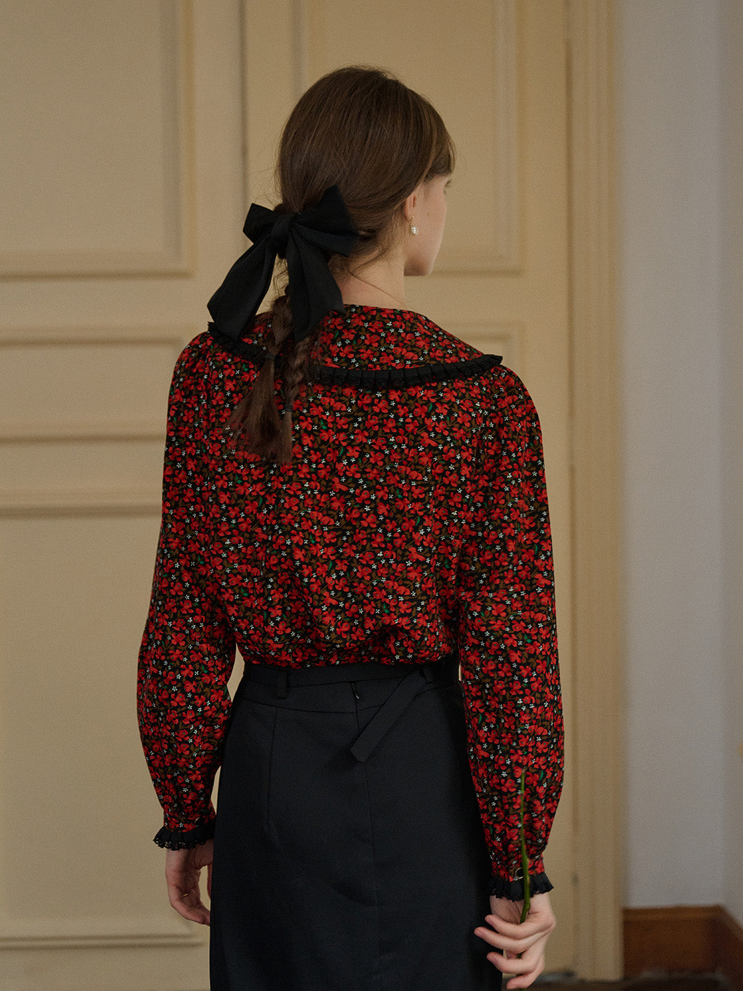 【Final Sale】Indy Notched Lapel Contrasting Floral Blouse