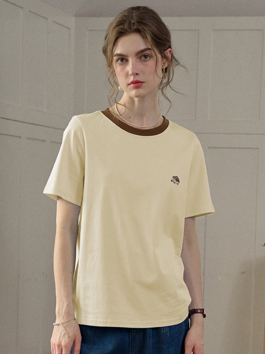 【Final Sale】Reya Simple Round Neck Contrasting Embroidery Cotton Top - Yellow