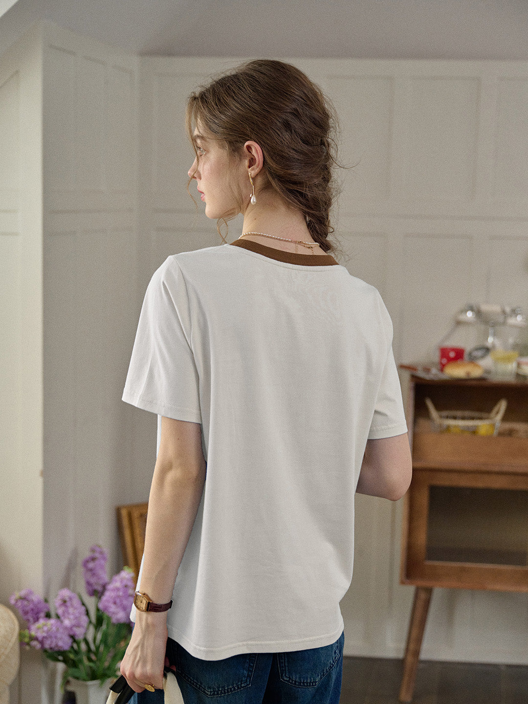 【Final Sale】Reya Simple Round Neck Contrasting Embroidery Cotton Top