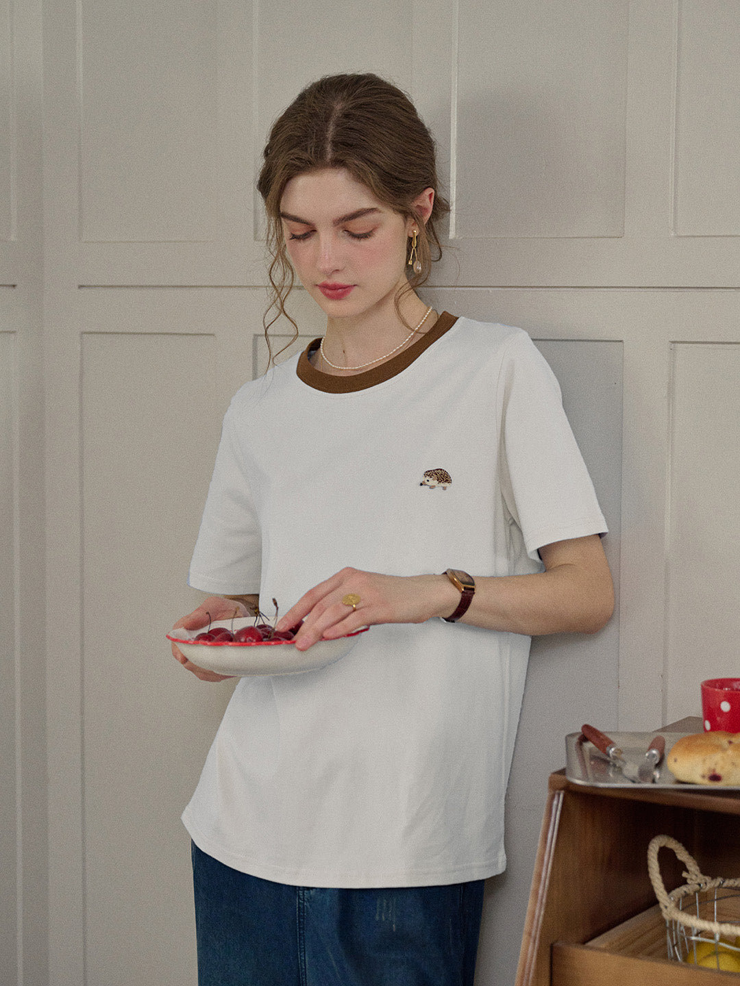 【Final Sale】Reya Simple Round Neck Contrasting Embroidery Cotton Top - Yellow