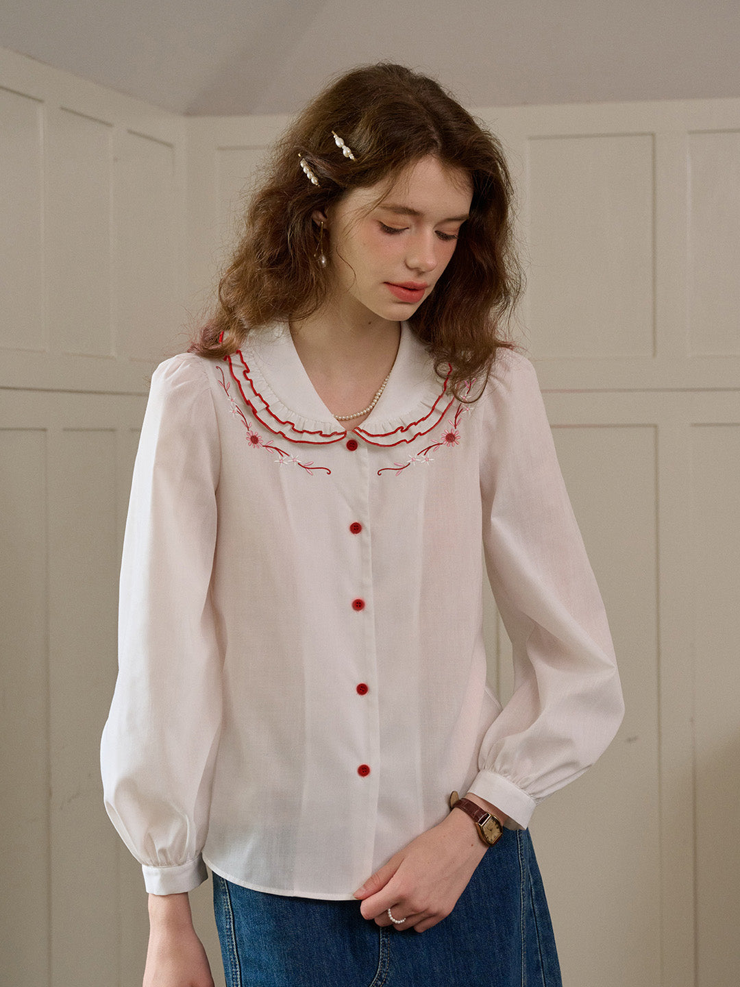 【Final Sale】Maren Peter Pan Collar Floral Embroidery Blouse - White