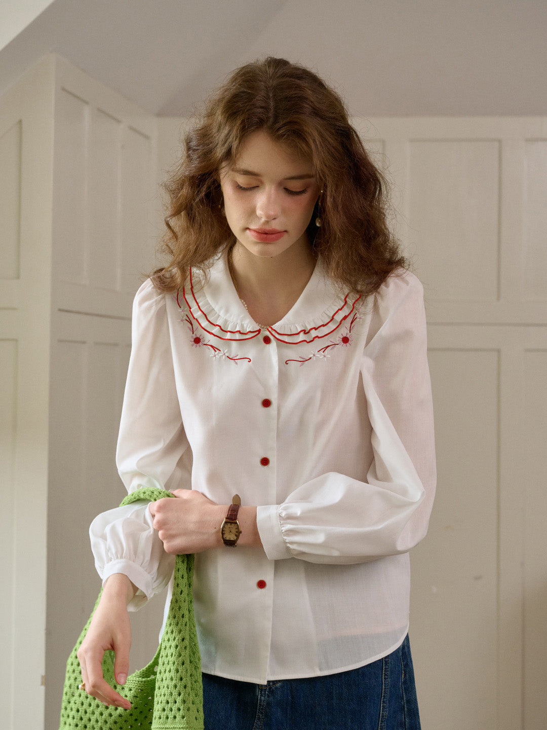 【Final Sale】Maren Peter Pan Collar Floral Embroidery Blouse - White