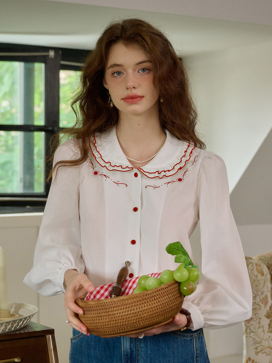 【Final Sale】Maren Peter Pan Collar Floral Embroidery Blouse - White