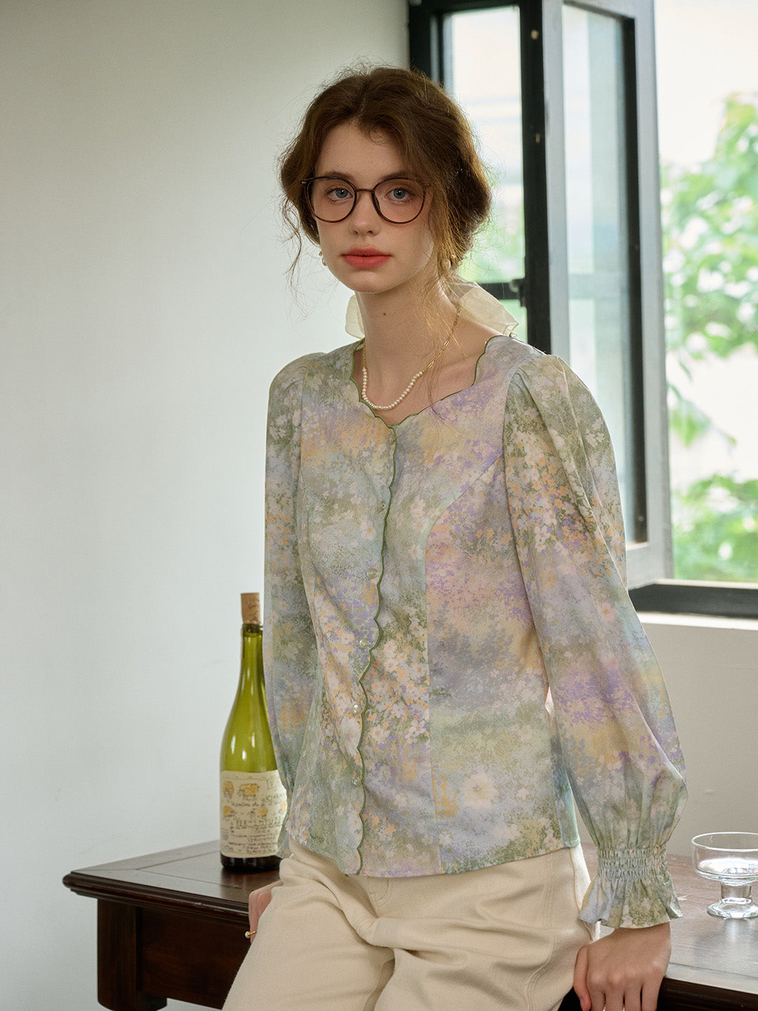 【Final Sale】Nicole Wavy collar Floral Blouse