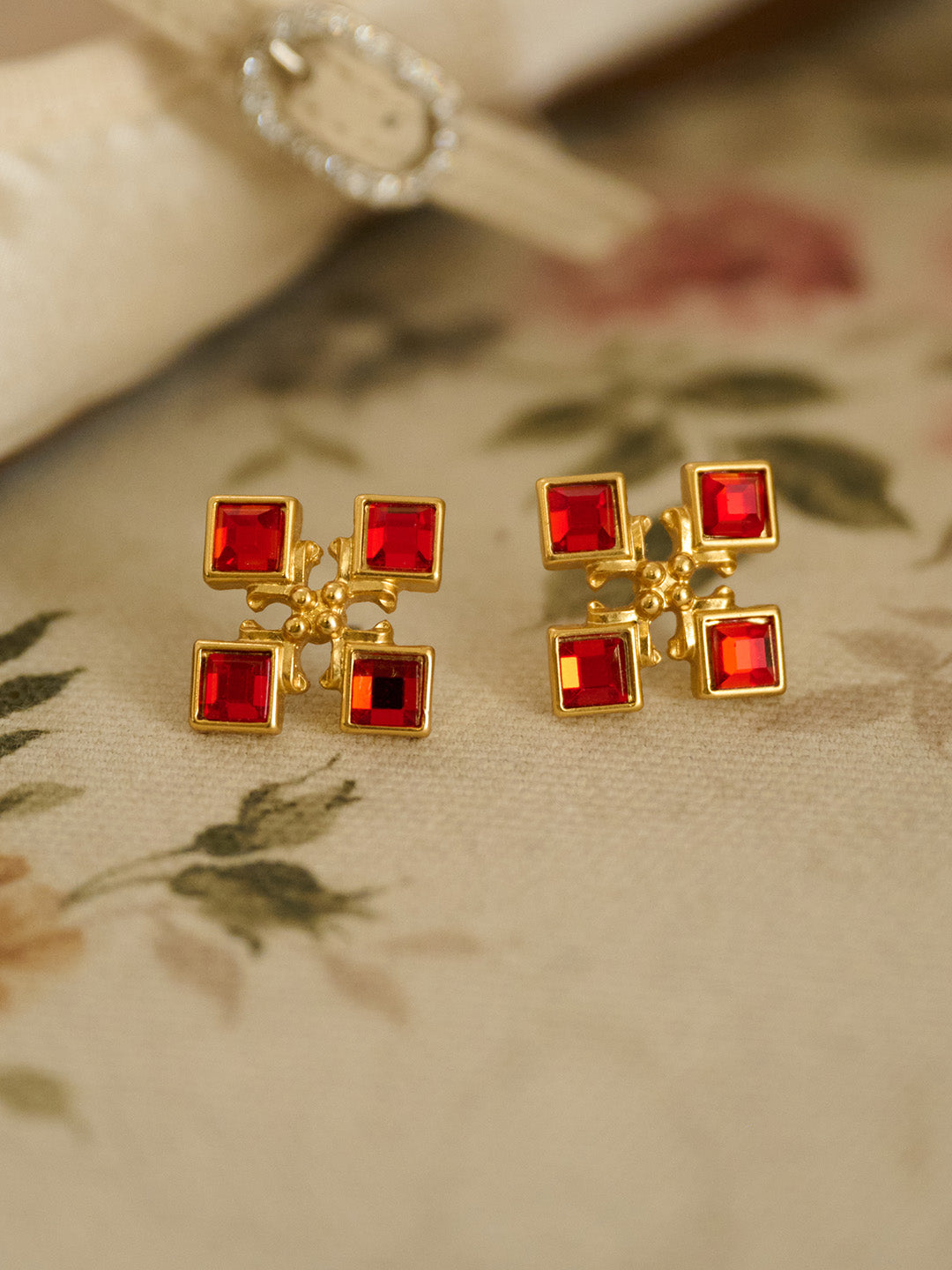 Macaron Red Square Earrings