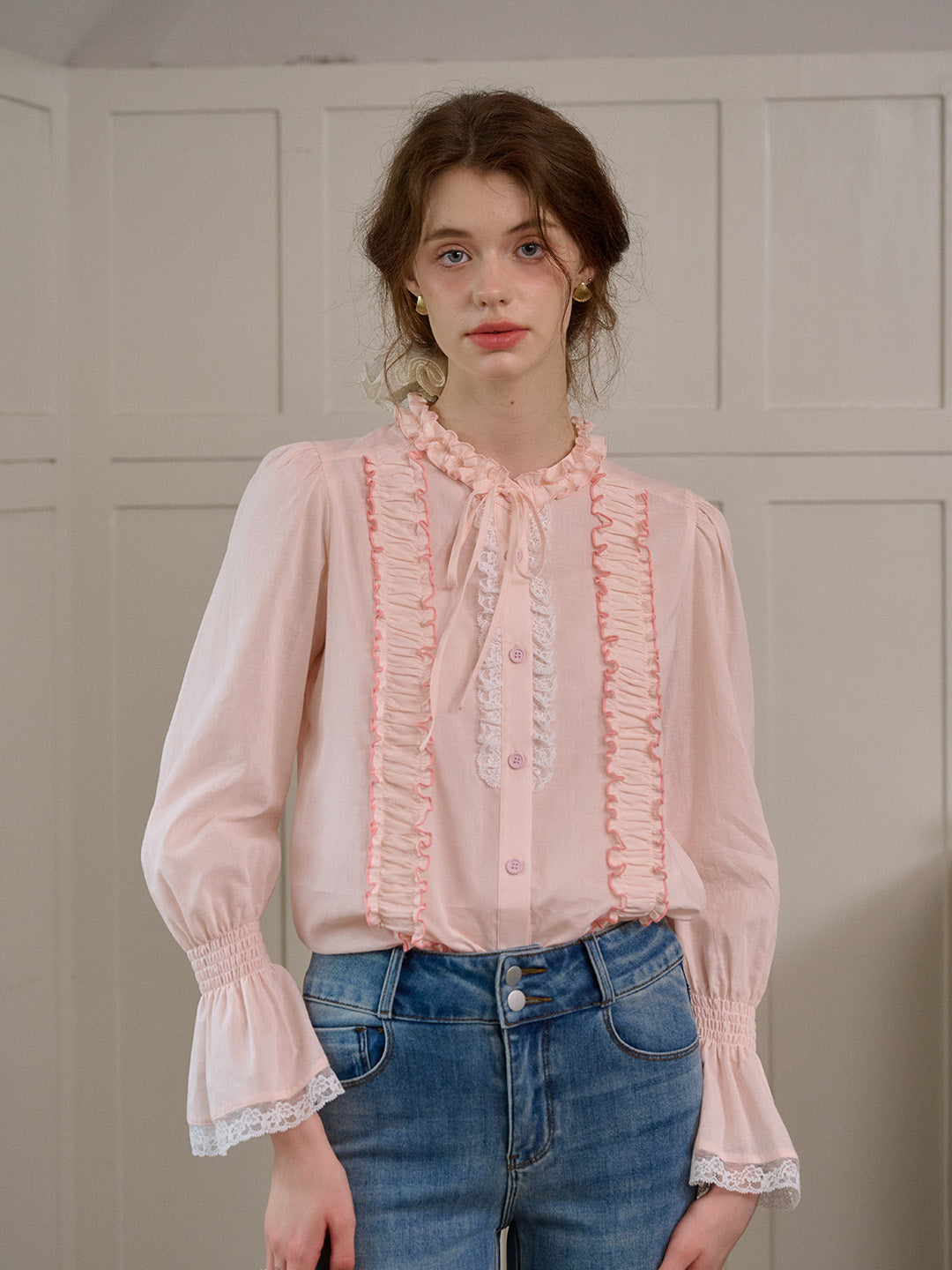 【Final Sale】Ramona Mock Neck Ruched Bow Contrast Lace Cotton Blouse