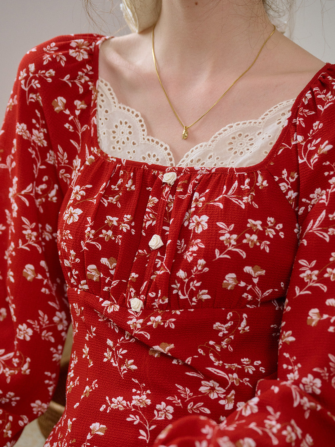 【Black Friday】Kairi Square Collar Lace Floral Blouse