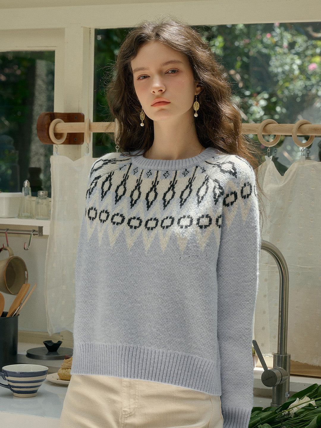 【Final Sale】Natasha Round Neck Embroidery Colour Clash Pullover Sweater