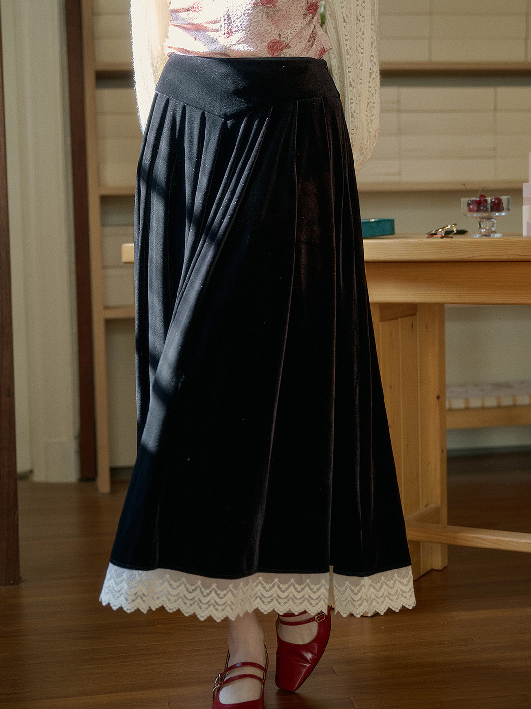 【Final Sale】Ophelia Contrasting Lace Skirt