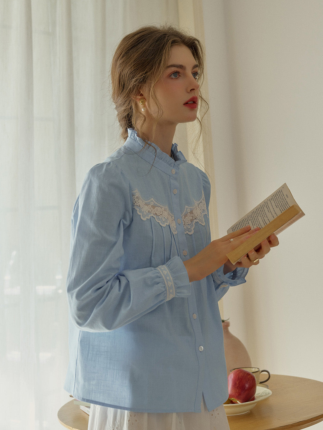 Kitty Wavy Stand Collar Lace Blouse - Blue