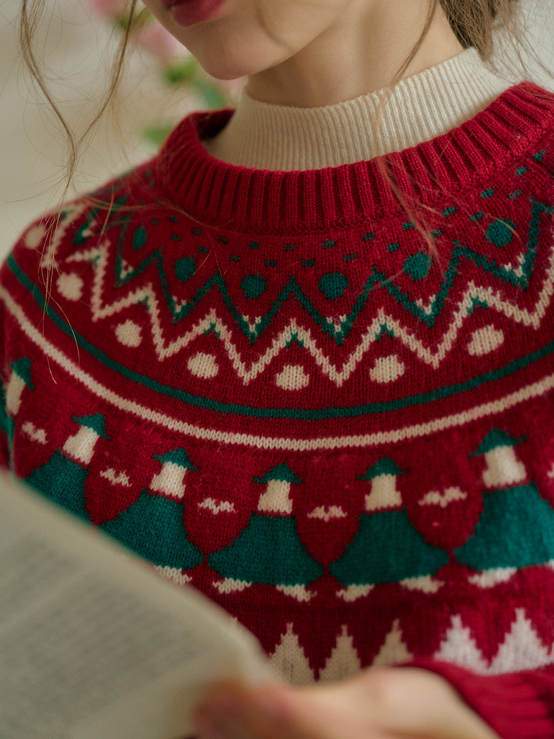 Natalie Fair Isle Round Neck Christmas Pattern Wool Sweater - Red