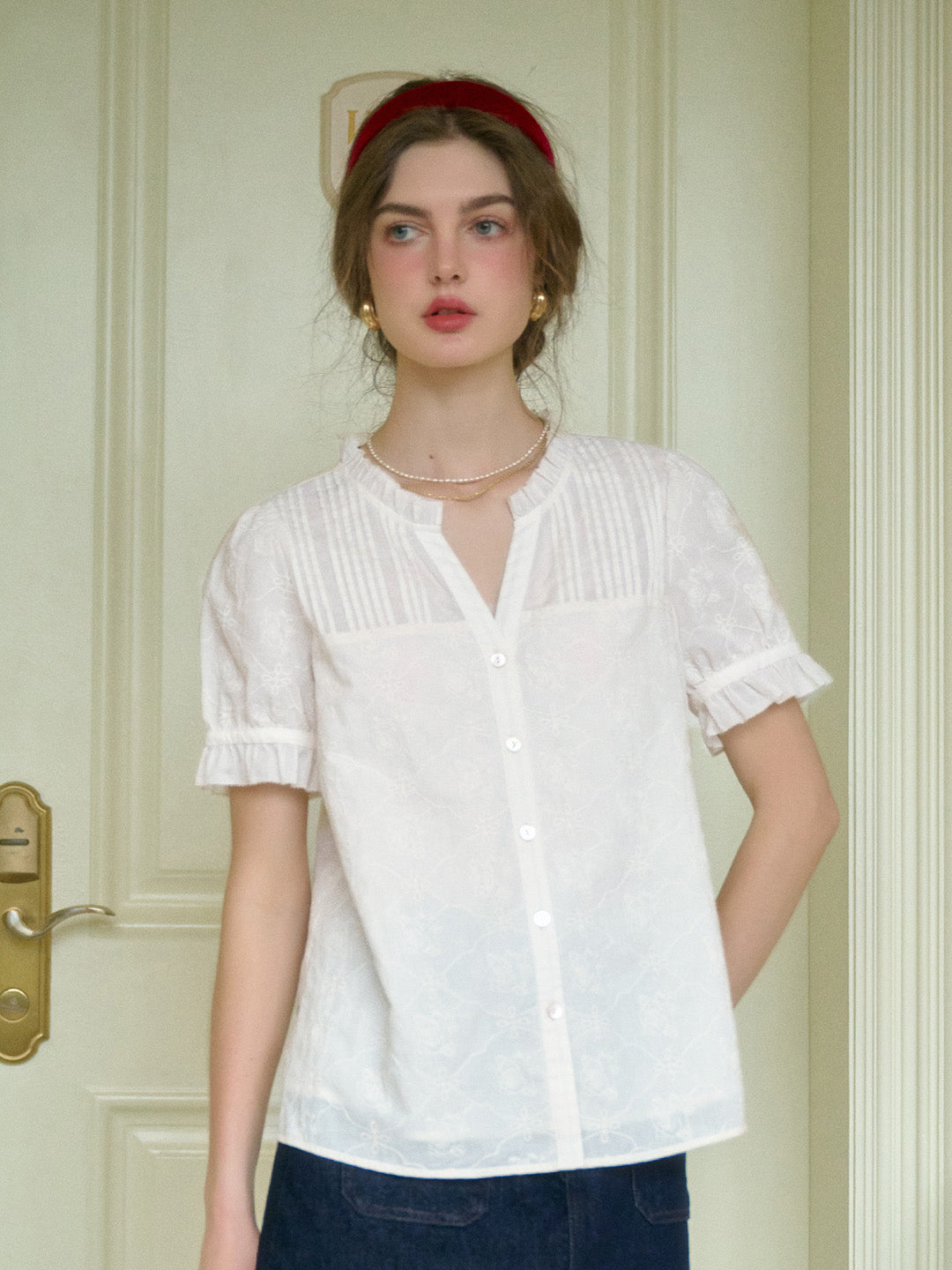 Kinnie V-Neck Embroidery Cotton Top