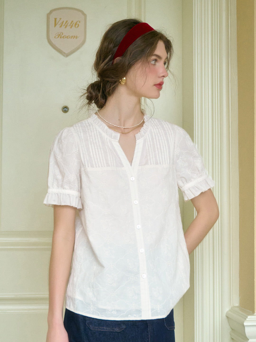 Kinnie V-Neck Embroidery Cotton Top