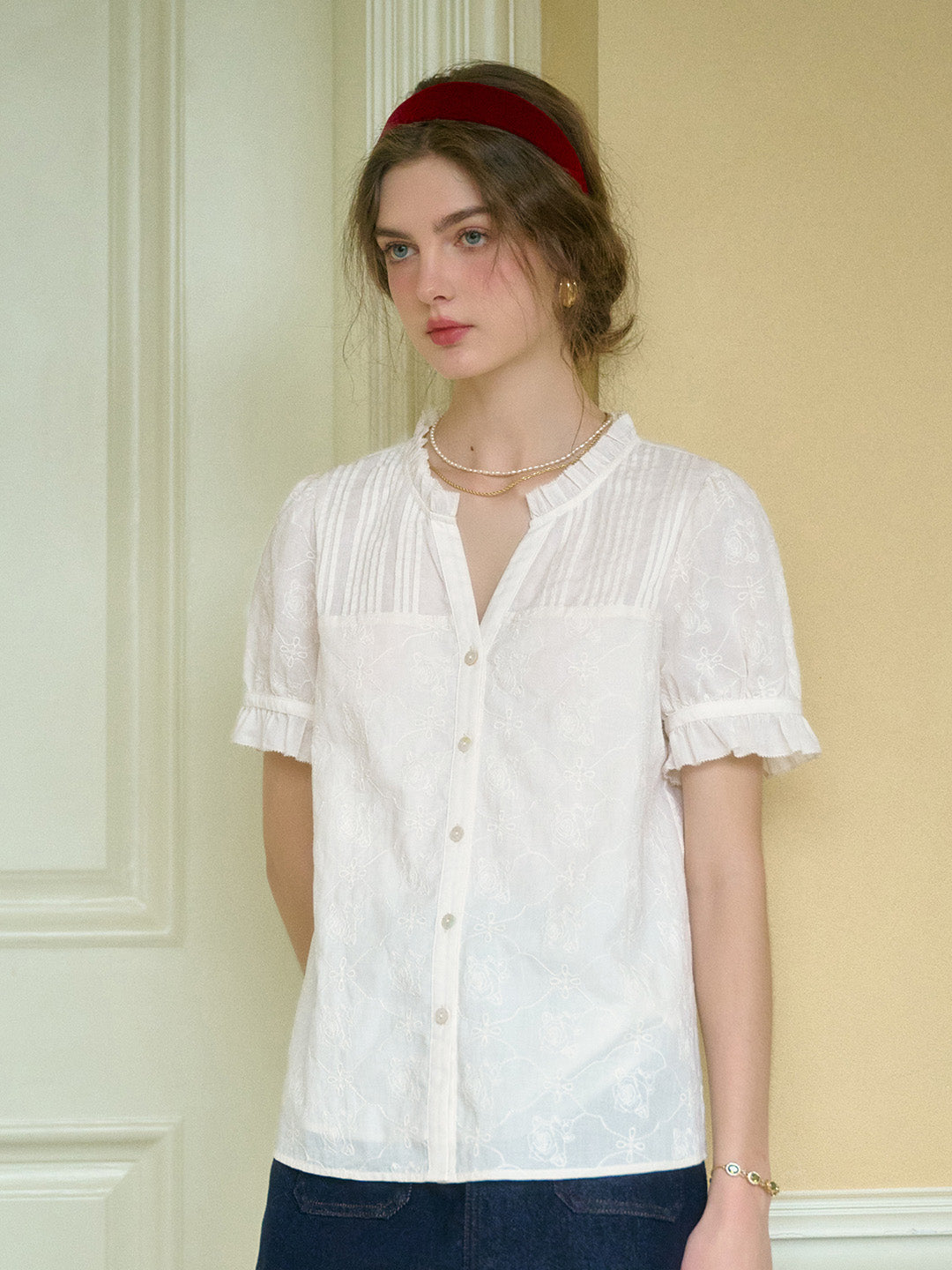 Kinnie V-Neck Embroidery Cotton Top