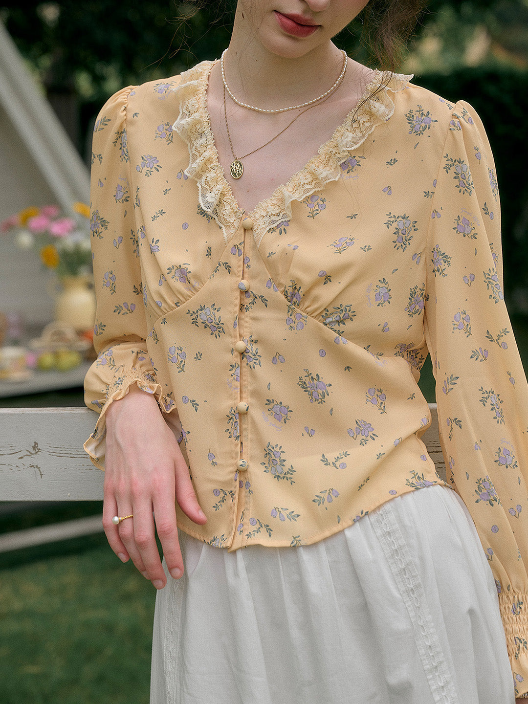 【Final Sale】Laurel V-Neck Floral Blouse - Yellow