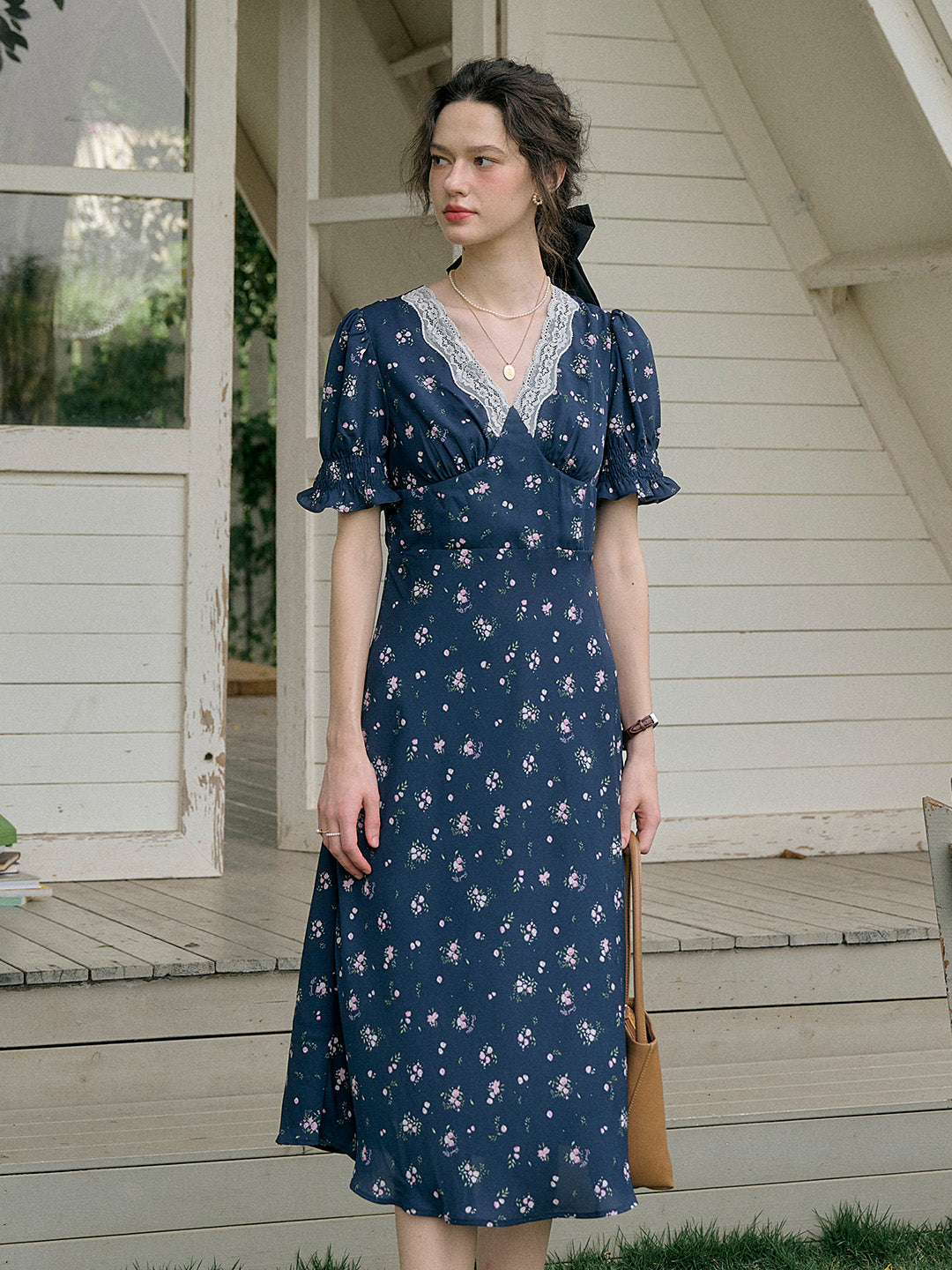 【Final Sale】Stormi Charming V-neck Lace Trimmed Floral Print Dress - Blue