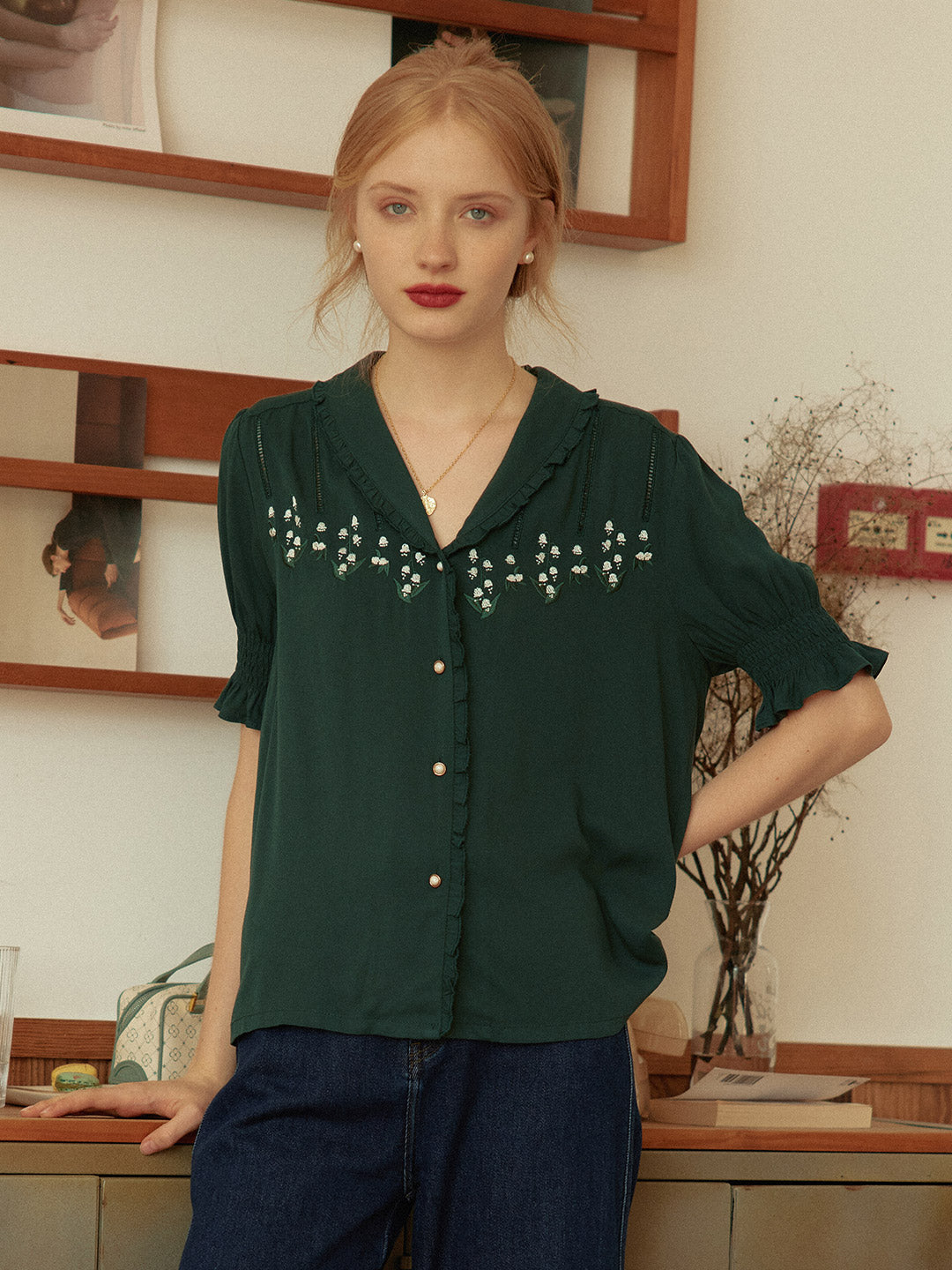 Convallaria Floral Embroidered Puff Top