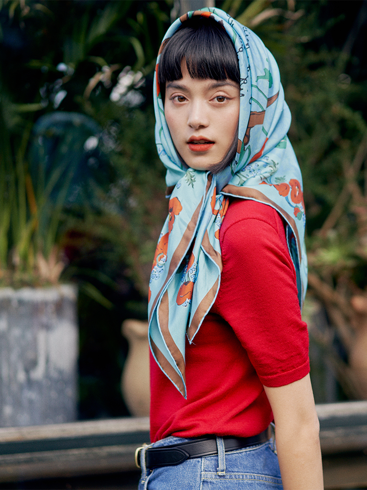 Chowxiaodou Rose Print Twill Silk Square Scarf-Sky Blue